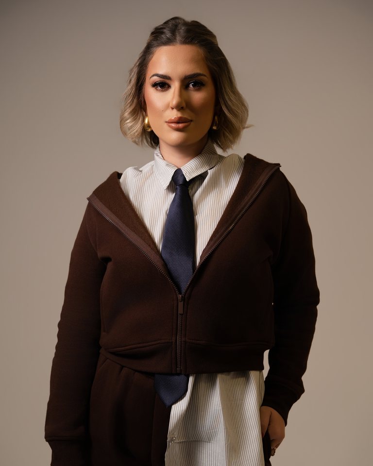 Driéle Castro - Especialista em Gestão, Liderança e Comportamento