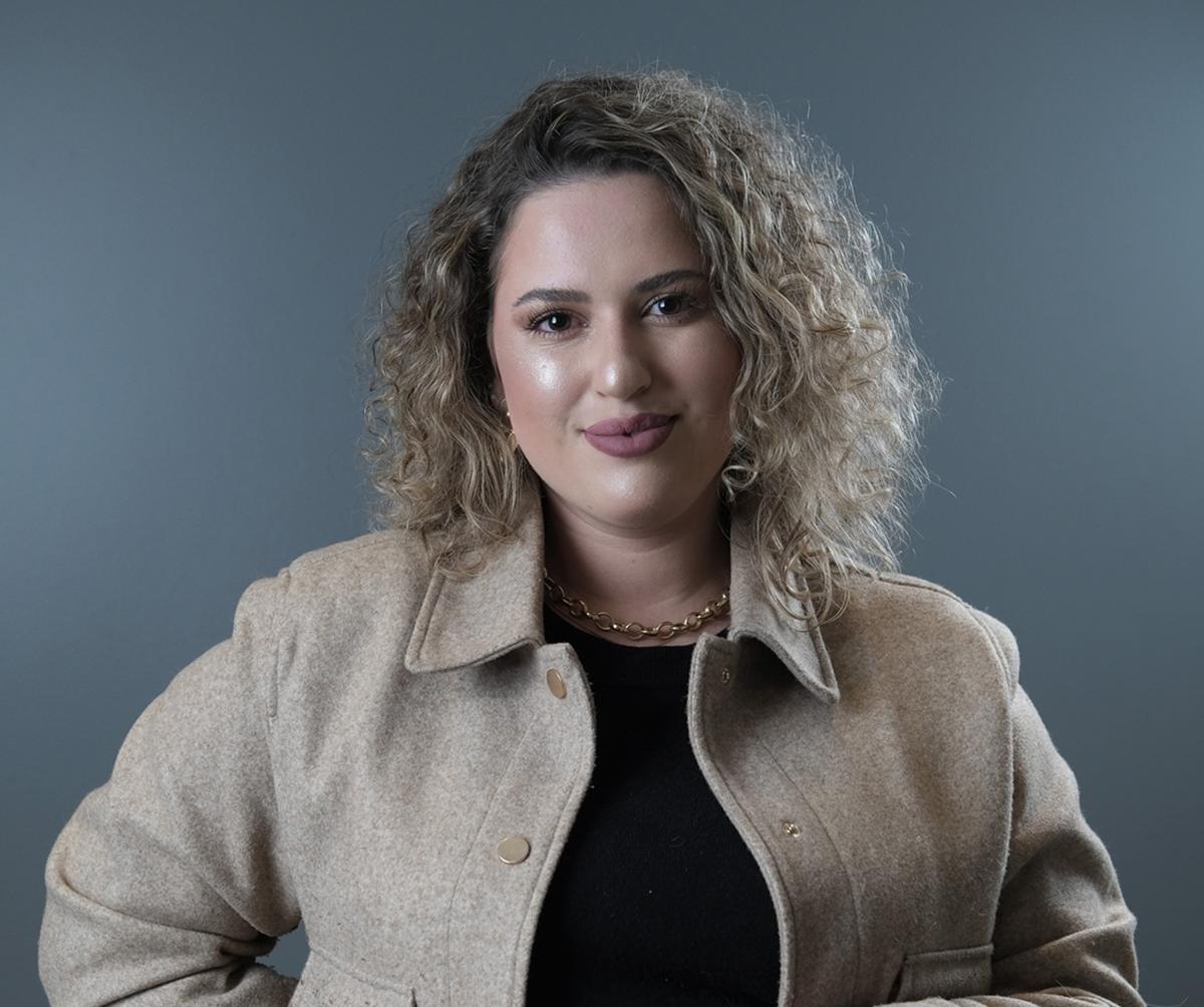 Driéle Castro - Especialista em Liderança e Gestão